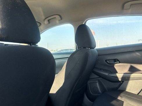 Certified 2025 Nissan Sentra SV FWD image 33