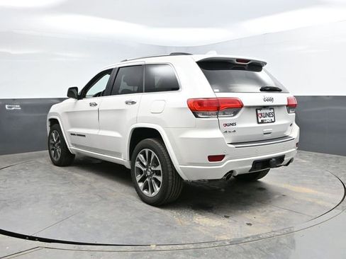 Used 2017 Jeep Grand Cherokee Overland image 6