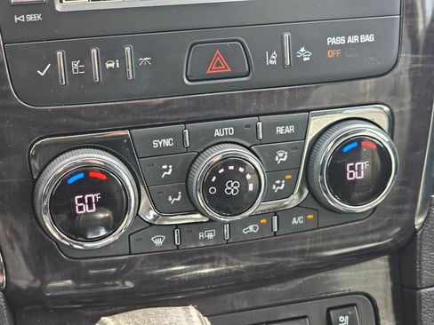 Used 2016 Buick Enclave Premium w/ Experience Buick Package image 8