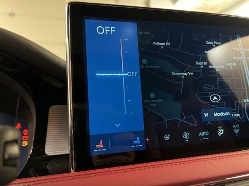 New 2026 Lincoln Corsair Reserve image 13