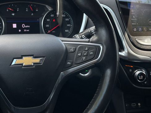 Used 2022 Chevrolet Equinox Premier FWD image 15
