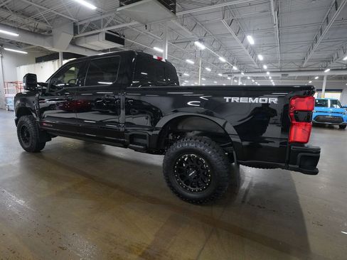 Used 2024 Ford F350 Lariat w/ Lariat Ultimate Package AWD/4WD image 32