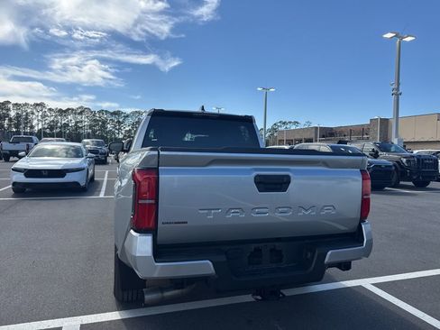 Used 2024 Toyota Tacoma SR5 image 3
