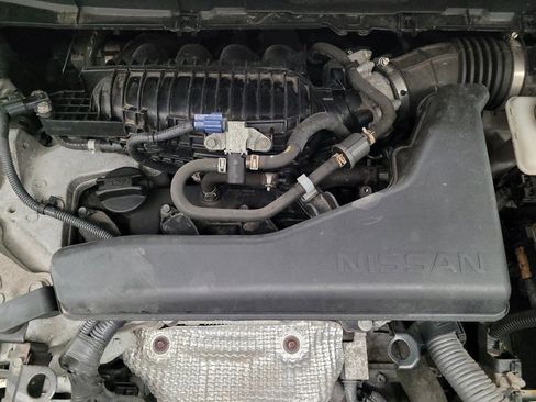 Used 2018 Nissan Rogue SV AWD/4WD image 30