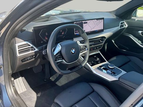 Used 2025 BMW 330i Sedan RWD image 16