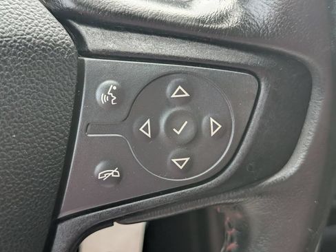 Used 2015 GMC Canyon SLE w/ All-Terrain Package AWD/4WD image 13