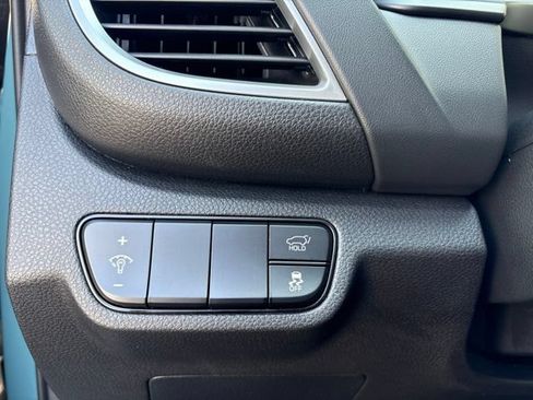 Certified 2025 Kia Seltos SX AWD/4WD image 26