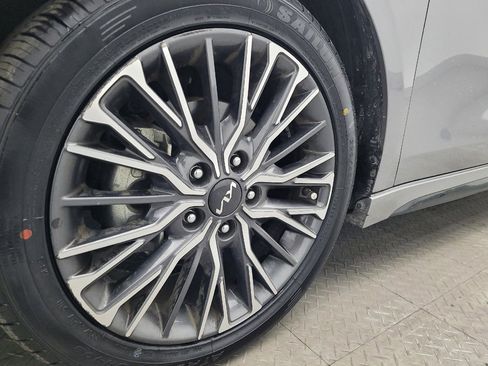 Used 2024 Kia Forte GT-Line w/ GT-Line Premium Package image 31