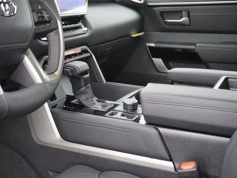 New 2025 Toyota Tundra Limited image 24