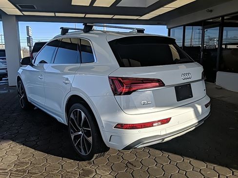 Used 2021 Audi Q5 Prestige image 11