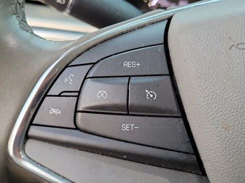 Used 2019 Cadillac XT5 Luxury FWD image 8