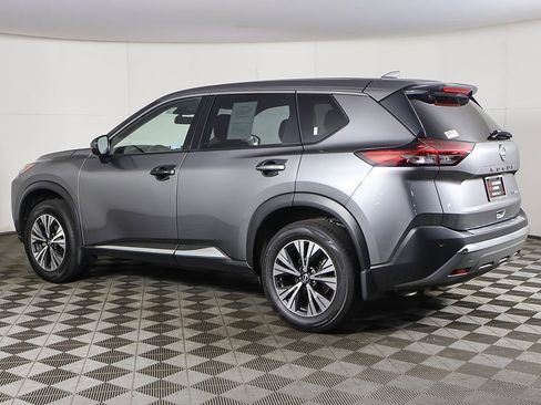 Used 2023 Nissan Rogue SV AWD/4WD image 7
