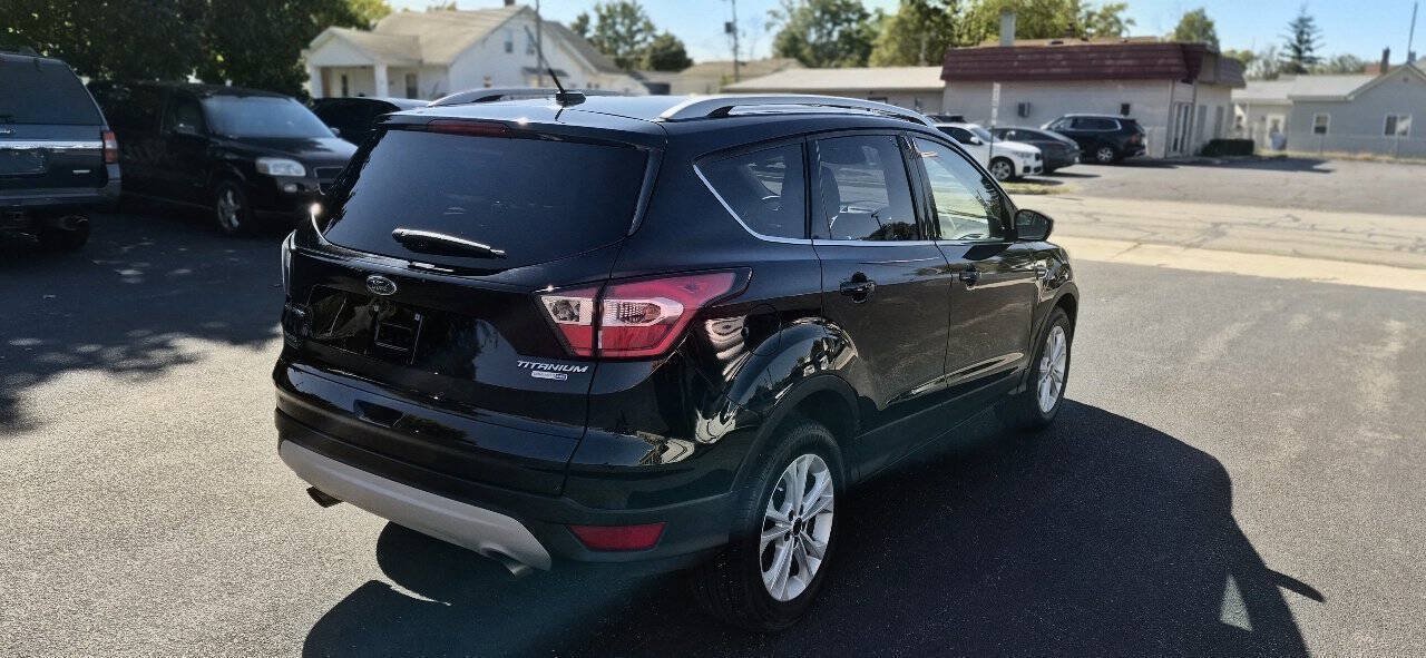 Used 2017 Ford Escape Titanium AWD/4WD image 5