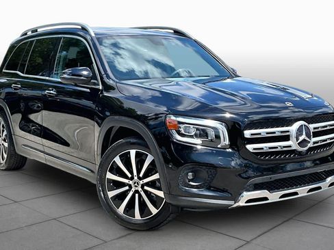Used 2023 Mercedes-Benz GLB 250 image 3