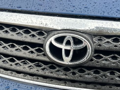 Used 2005 Toyota Corolla LE image 13