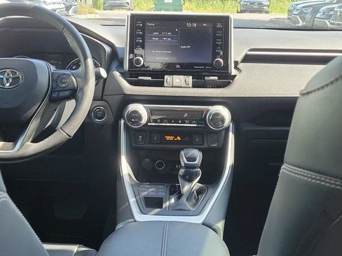 Used 2019 Toyota RAV4 XLE Premium w/ Cold Weather Package AWD/4WD image 5