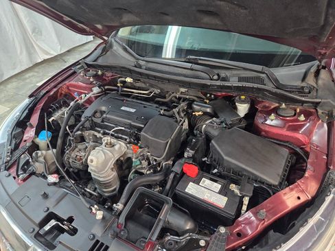 Used 2016 Honda Accord LX image 7