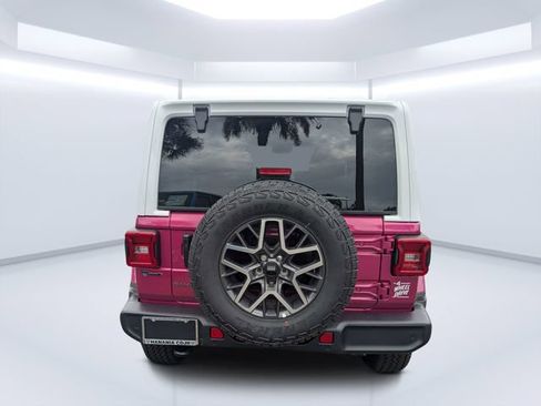 New 2026 Jeep Wrangler Unlimited Sahara w/ Whitecap Package AWD/4WD image 4