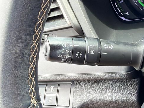 Used 2019 Honda Insight Touring image 18