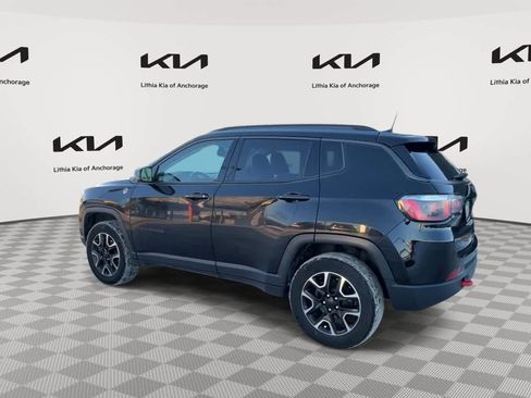 Used 2020 Jeep Compass Trailhawk image 6