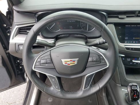 Used 2023 Cadillac XT5 Luxury FWD image 22