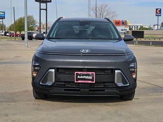 Used 2025 Hyundai Kona SEL video 2
