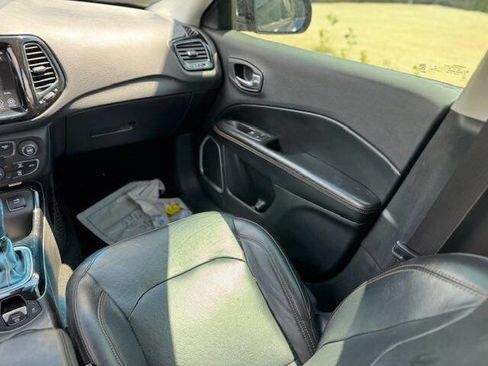 Used 2020 Jeep Compass Limited image 22