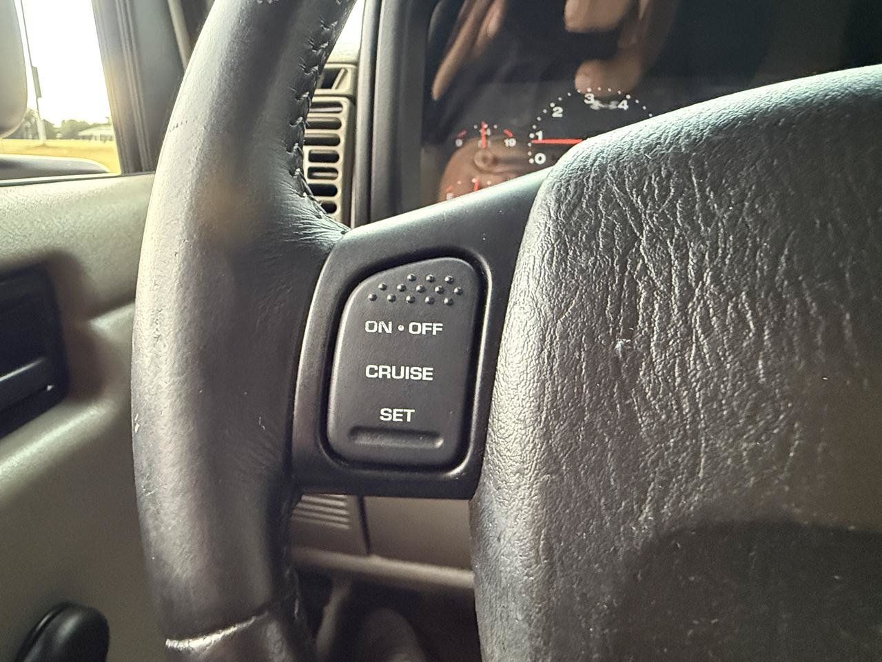 Used 2006 Jeep Wrangler Sport w/ 30" Tire & Wheel Group AWD/4WD image 20