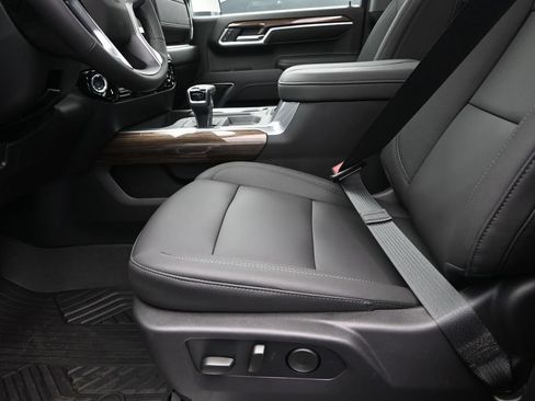 New 2026 Chevrolet Silverado 1500 RST AWD/4WD image 13