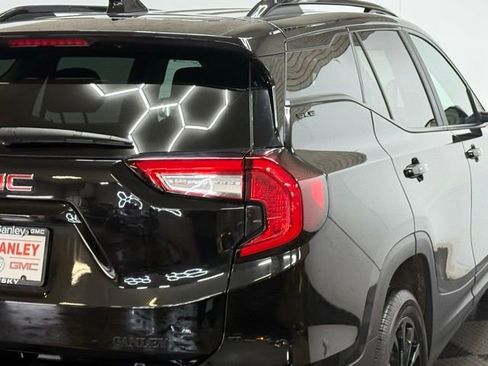 Certified 2023 GMC Terrain SLE w/ Driver Convenience Package image 12