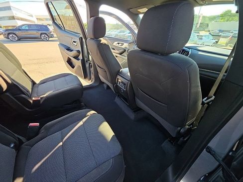 Used 2023 Chevrolet Traverse LT w/ LPO, Floor Liner Package AWD/4WD image 27
