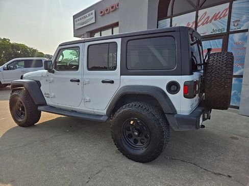 Used 2019 Jeep Wrangler Unlimited Sport S AWD/4WD image 6