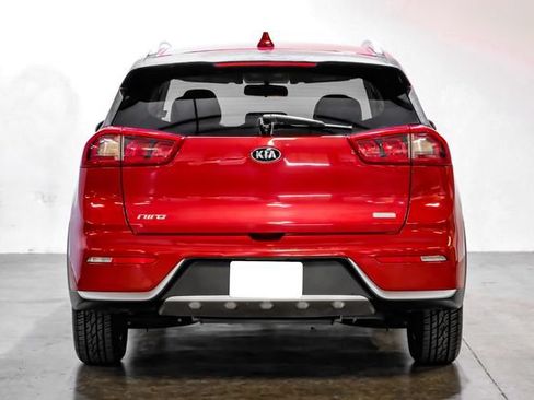 Used 2019 Kia Niro LX FWD image 11