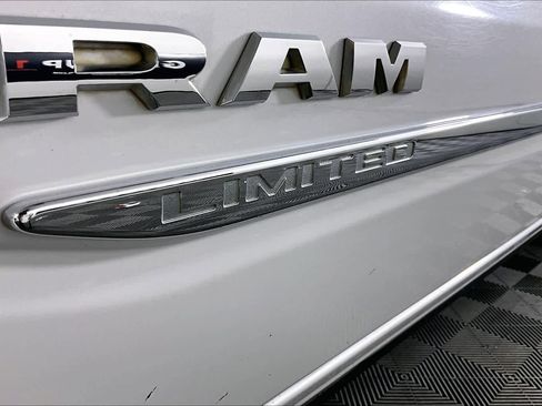 Used 2019 RAM 1500 Limited image 10