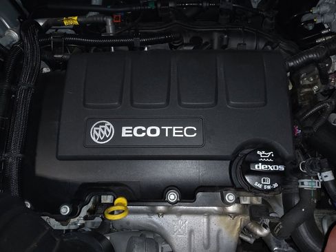 Used 2018 Buick Encore Sport Touring w/ Safety Package image 30