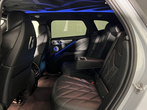 New 2026 BMW XM Label Red image 15