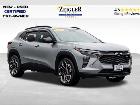 Used 2024 Chevrolet Trax RS w/ Driver Confidence Package image 1