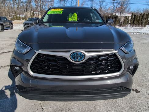 Used 2023 Toyota Highlander XLE image 11