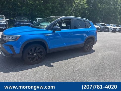 Used 2023 Volkswagen Taos SE AWD/4WD image 15