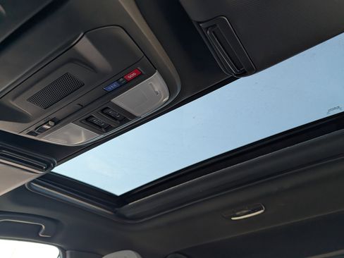 Used 2024 Subaru Crosstrek 2.5i Sport image 32