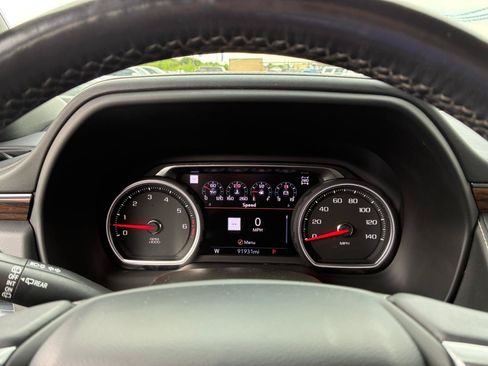 Used 2021 Chevrolet Tahoe Premier AWD/4WD image 17