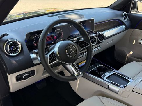 New 2026 Mercedes-Benz GLB 250 image 19