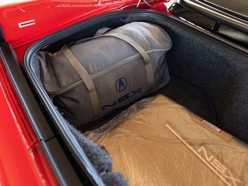 Used 2005 Acura NSX T image 57