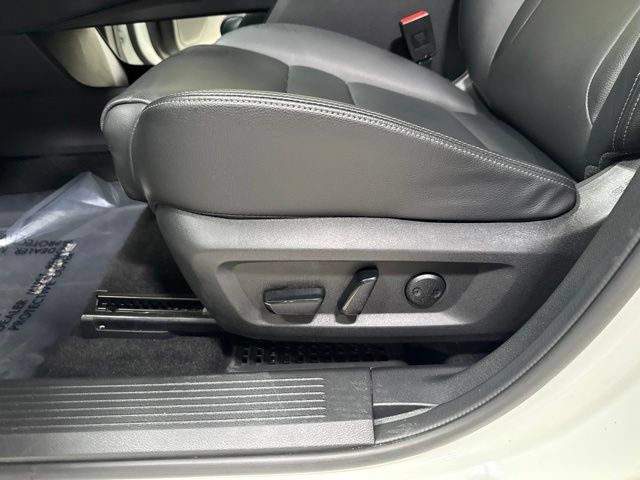 Used 2023 Nissan Rogue SL w/ SL Premium Package AWD/4WD image 7