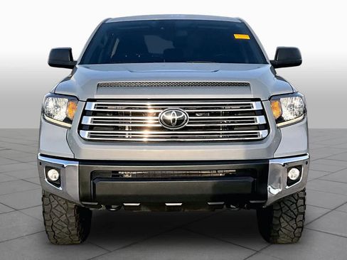 Used 2021 Toyota Tundra SR5 w/ Trail Edition image 4