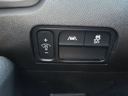 Used 2021 Kia Sorento LX FWD image 12