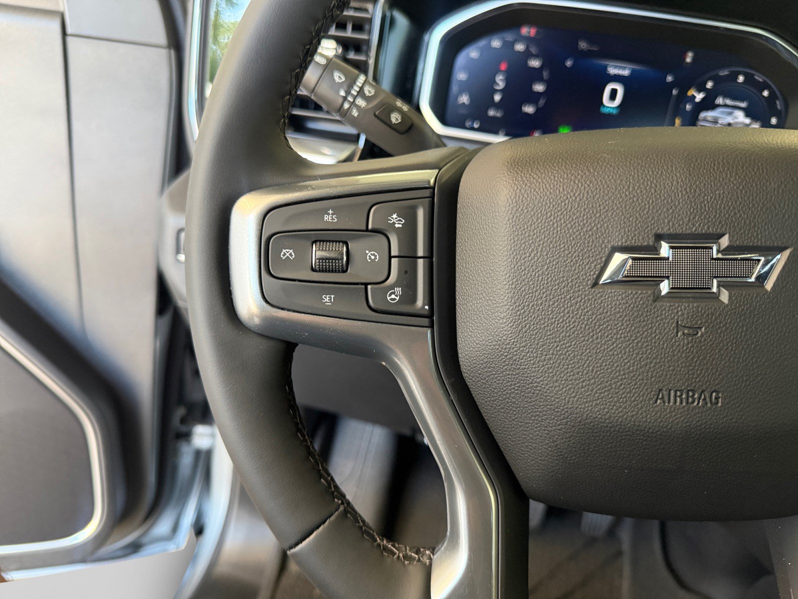 New 2026 Chevrolet Silverado 1500 RST AWD/4WD image 24