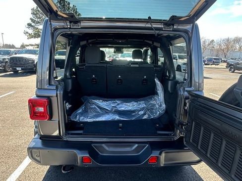 Used 2025 Jeep Wrangler Sahara 4xe w/ Safety Group image 15