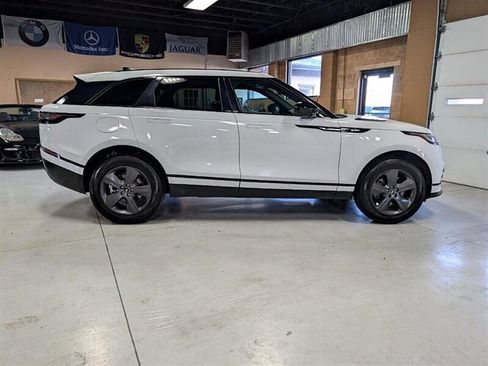 Used 2025 Land Rover Range Rover Velar Dynamic SE image 11