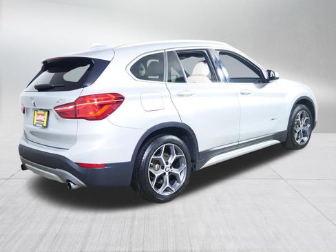 Used 2017 BMW X1 xDrive28i image 7